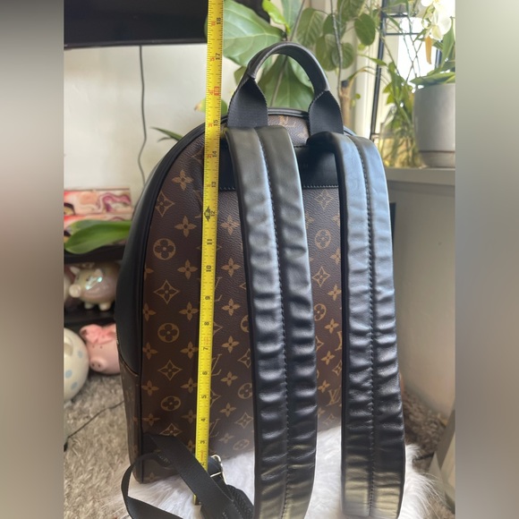 LOUIS VUITTON
Monogram Macassar Josh NM Backpack - Picture 14 of 14